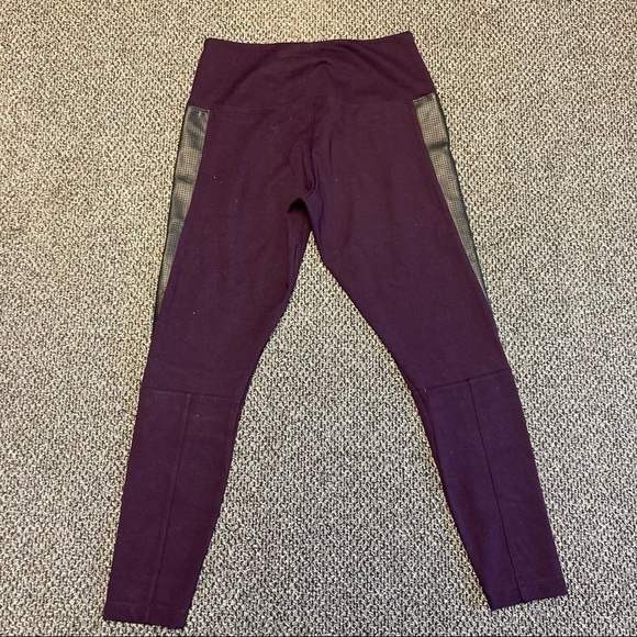 LYSSE Sz  L High Rise Purple Black Hip Accent Compression Partly Lined Leggings - Picture 2 of 7